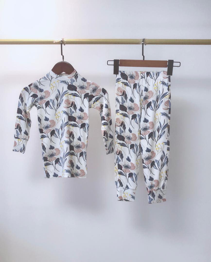 Robe & Matching Swaddle Set Blossom